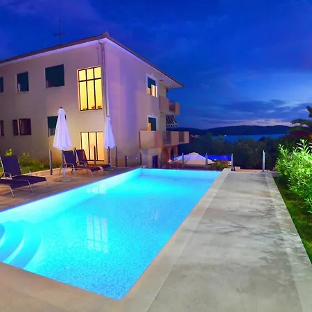 Smokvica Guest house *